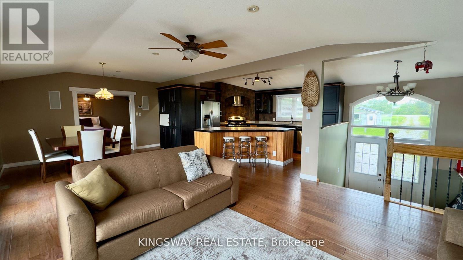 18 Mitchellview Road Property Photo 8