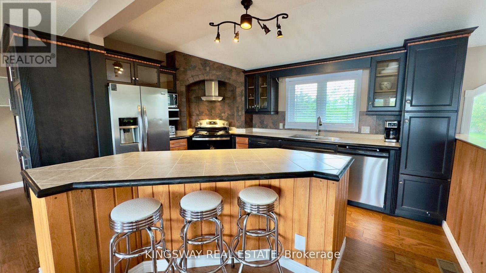 18 Mitchellview Road Property Photo 10