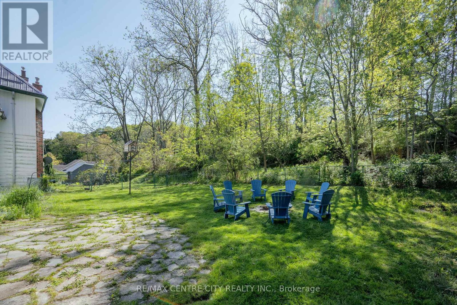 337 George Street Property Photo 9