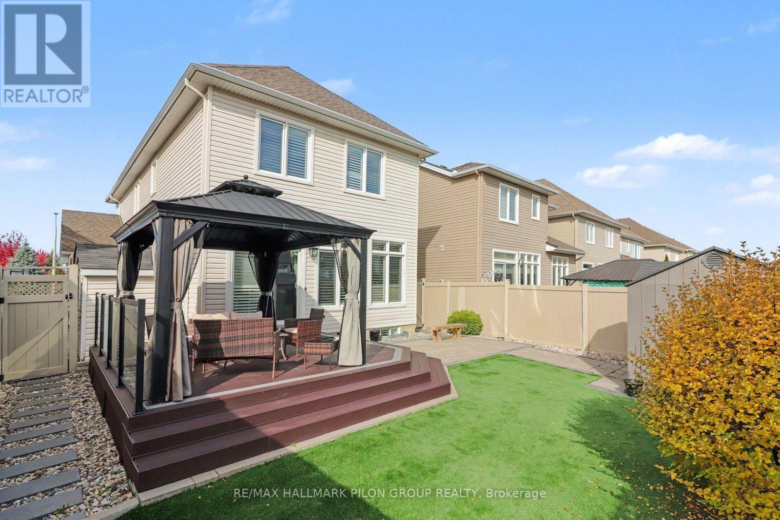 557 Silverbell Crescent Property Photo 26