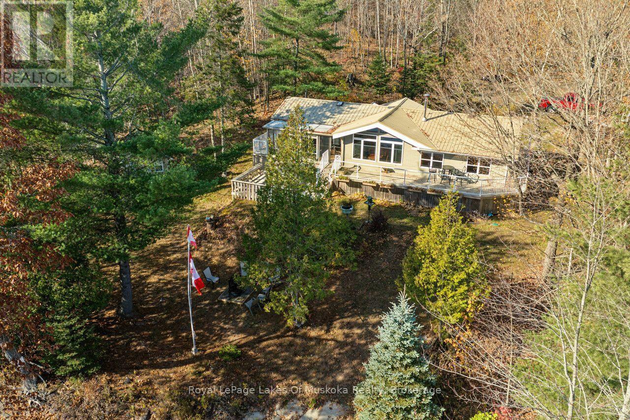 1260 Winders Bay Road Property Photo 3