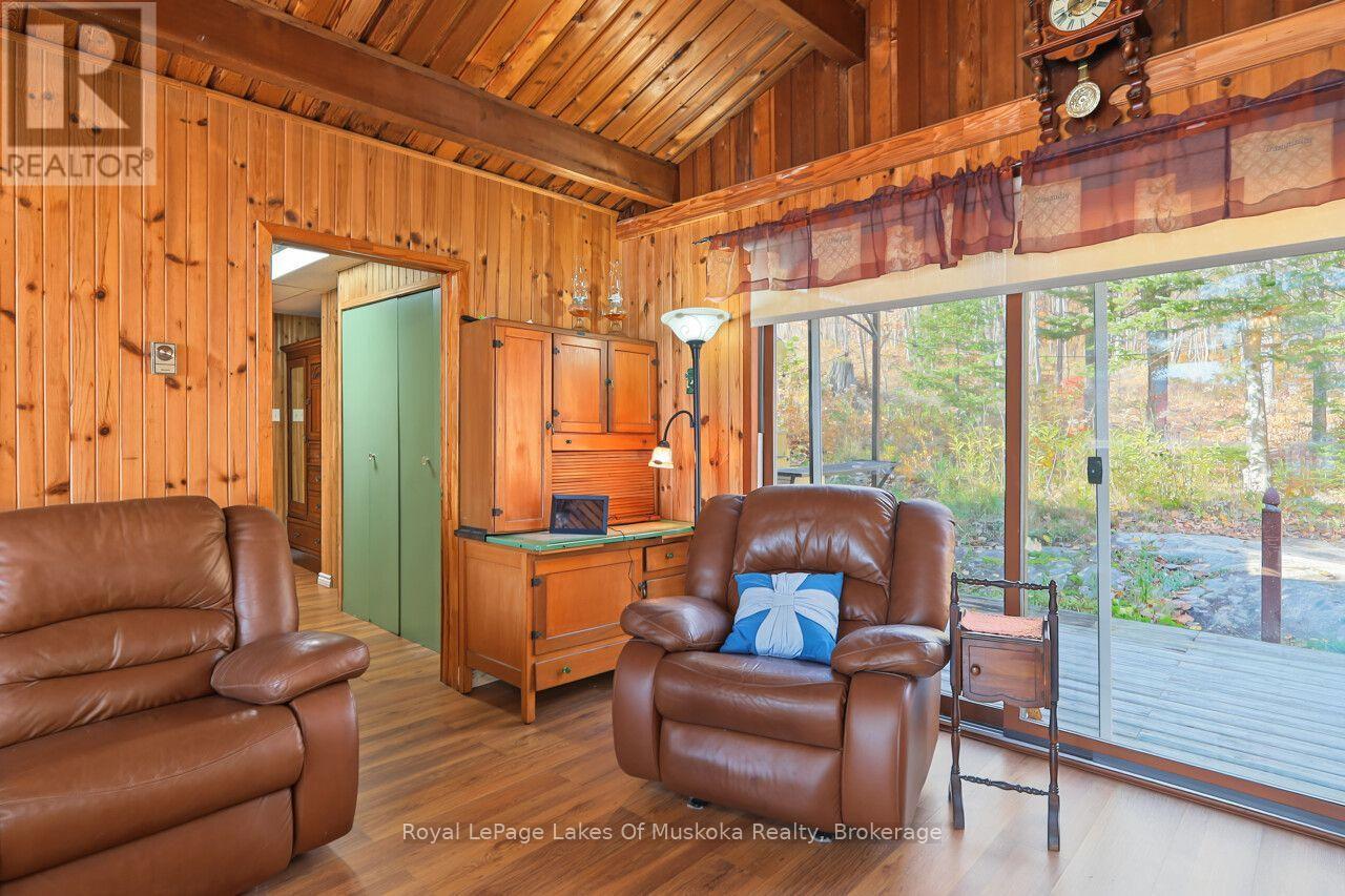 1260 Winders Bay Road Property Photo 17