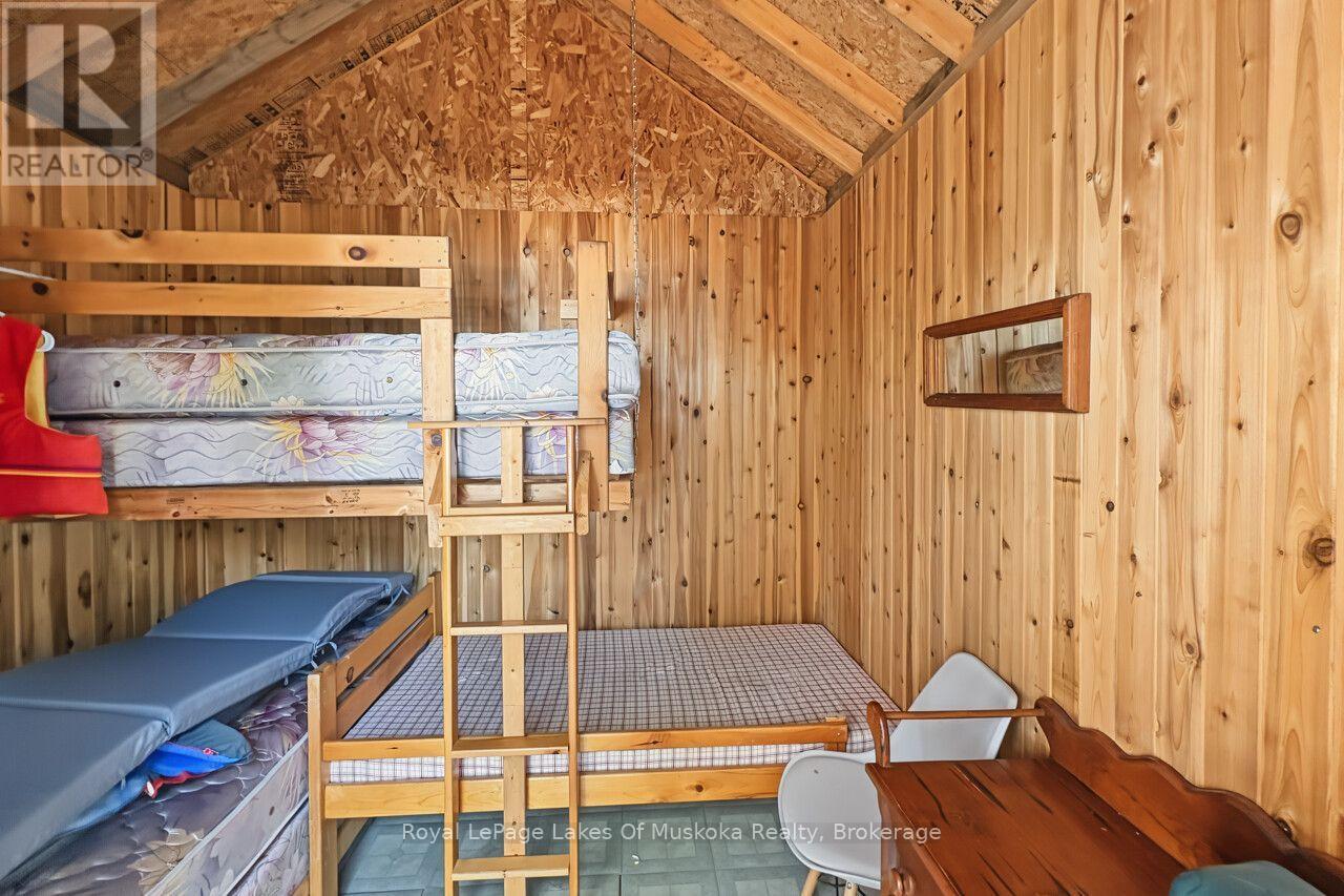 1260 Winders Bay Road Property Photo 32