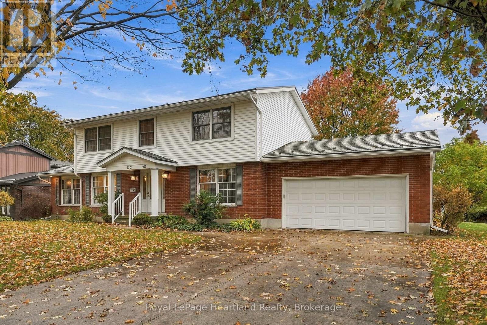 62 King Street N Property Photo 2