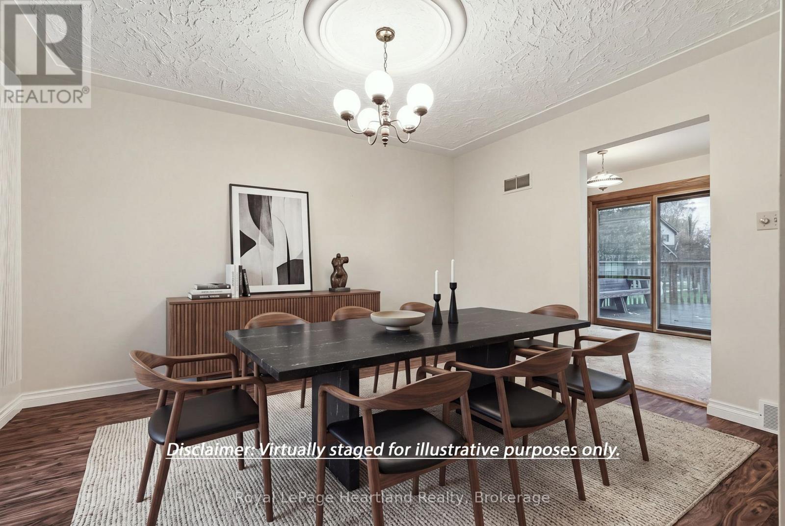 62 King Street N Property Photo 7