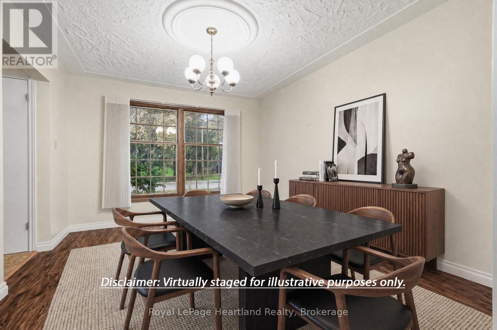 62 King Street N Property Photo 8