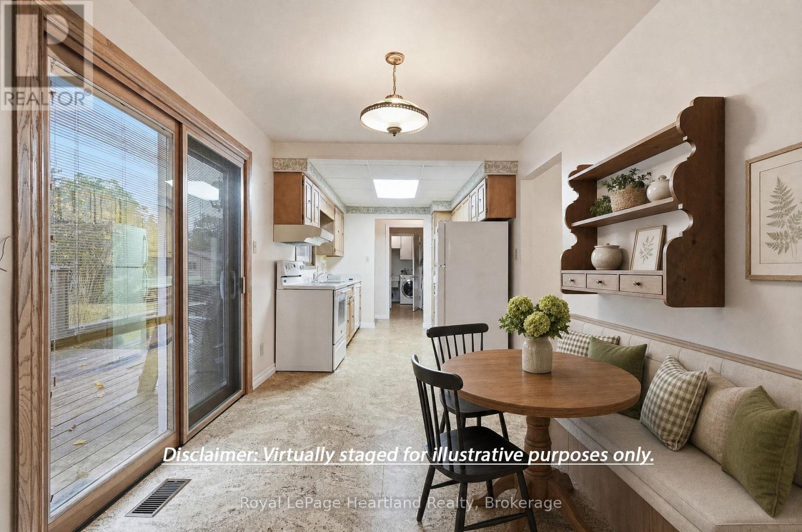 62 King Street N Property Photo 9