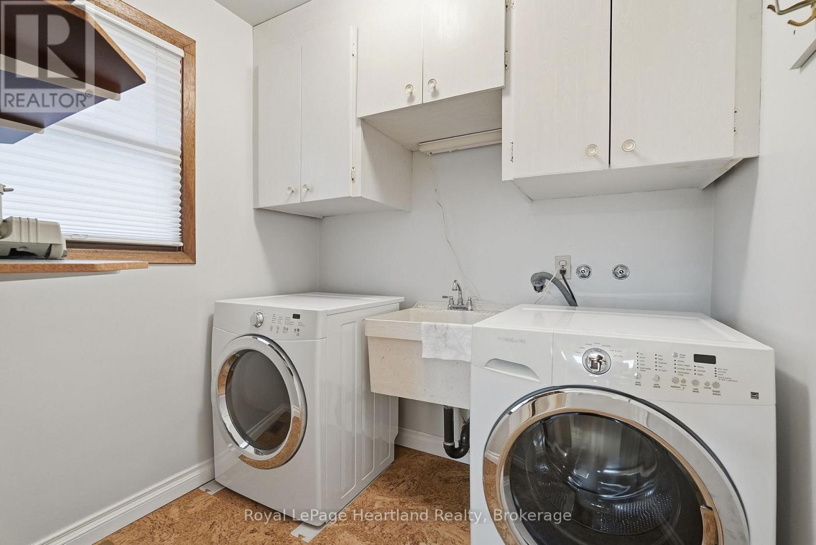 62 King Street N Property Photo 17