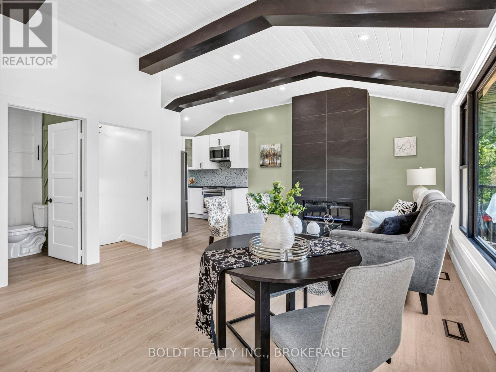 6221 Lyons Creek Road Property Photo 7