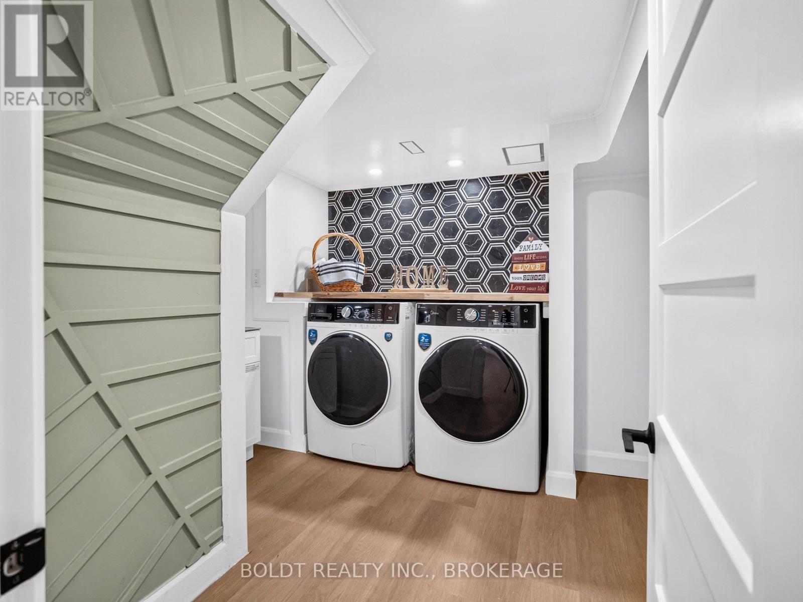 6221 Lyons Creek Road Property Photo 18