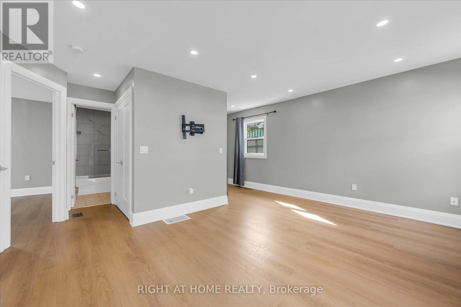 6310 Skinner Street Property Photo 6
