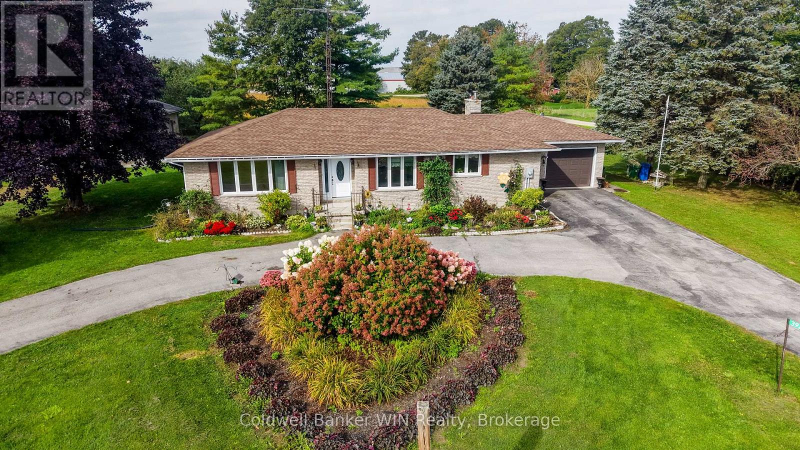 392172 Grey Road 109 Property Photo 1