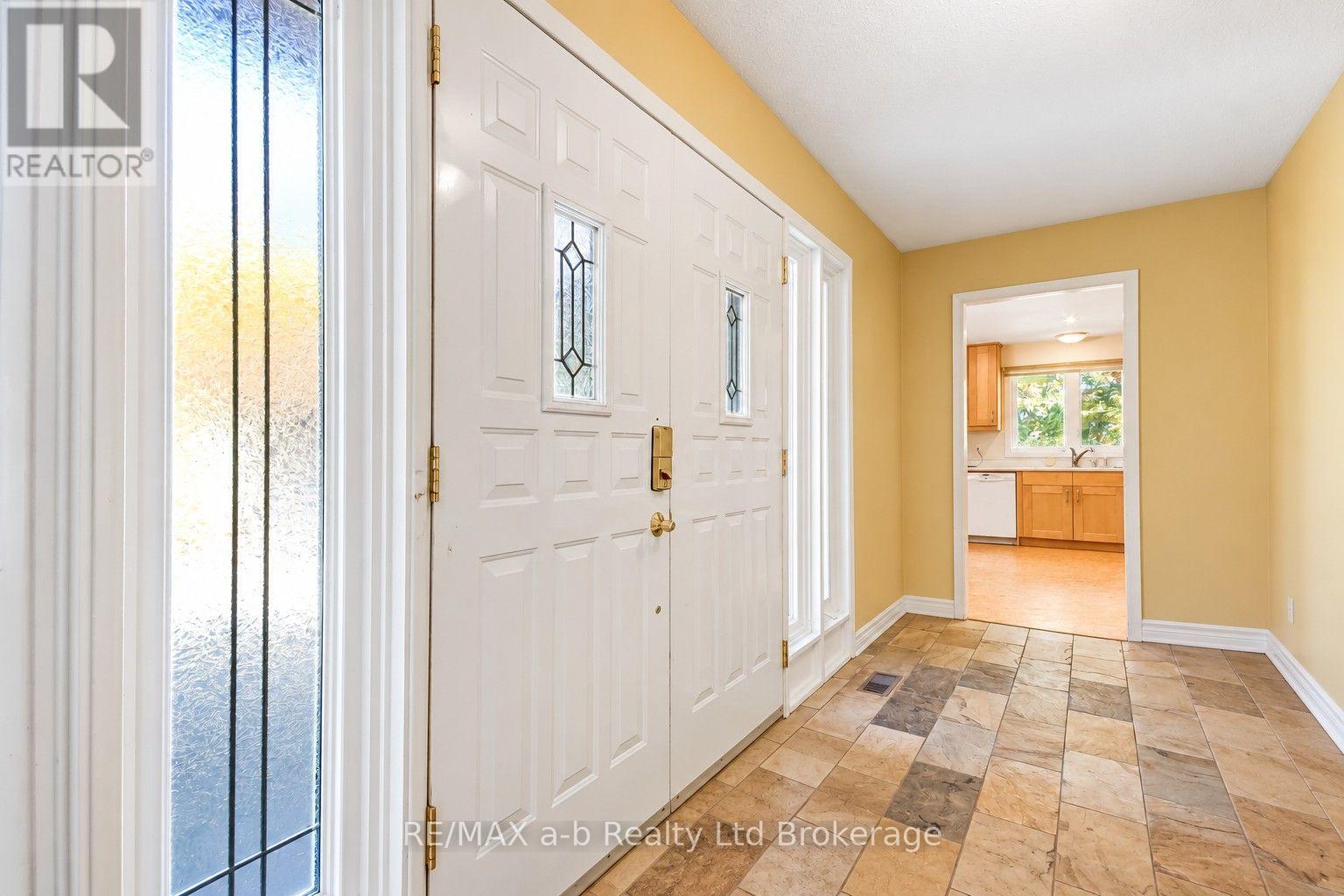 36067 Third Line Property Photo 13
