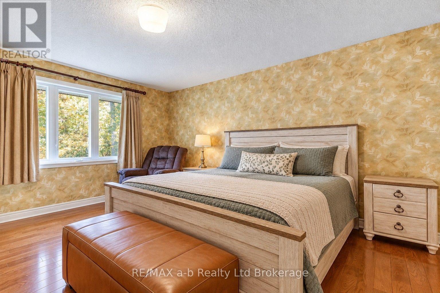 36067 Third Line Property Photo 23