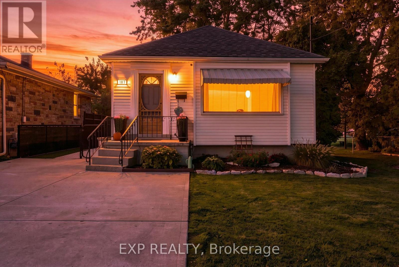 187 BERTIE STREET Property Photo 1