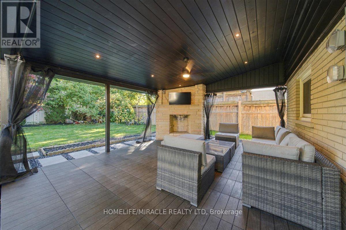 15 Meadow Road Property Photo 27