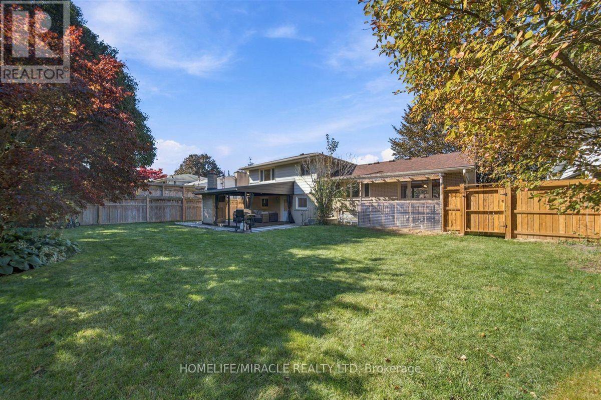 15 Meadow Road Property Photo 30