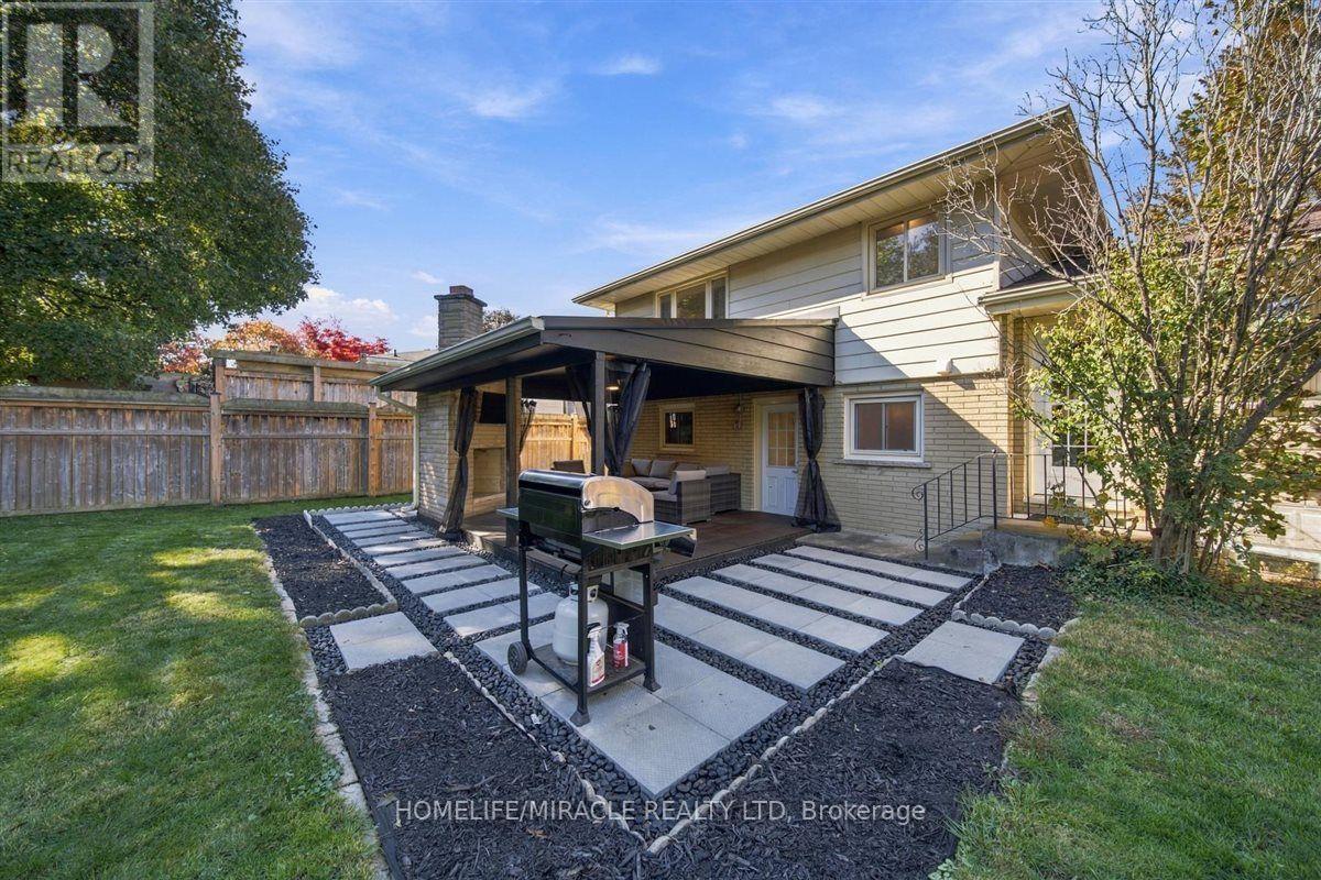 15 Meadow Road Property Photo 31