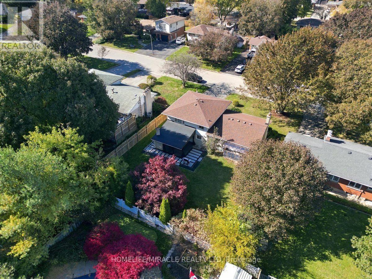 15 Meadow Road Property Photo 32