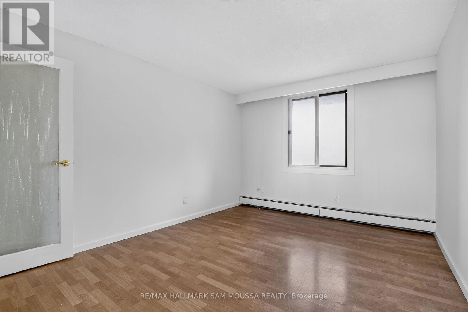 1309 - 1171 Ambleside Drive Property Photo 24