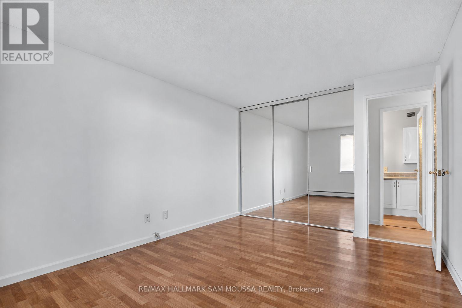 1309 - 1171 Ambleside Drive Property Photo 25