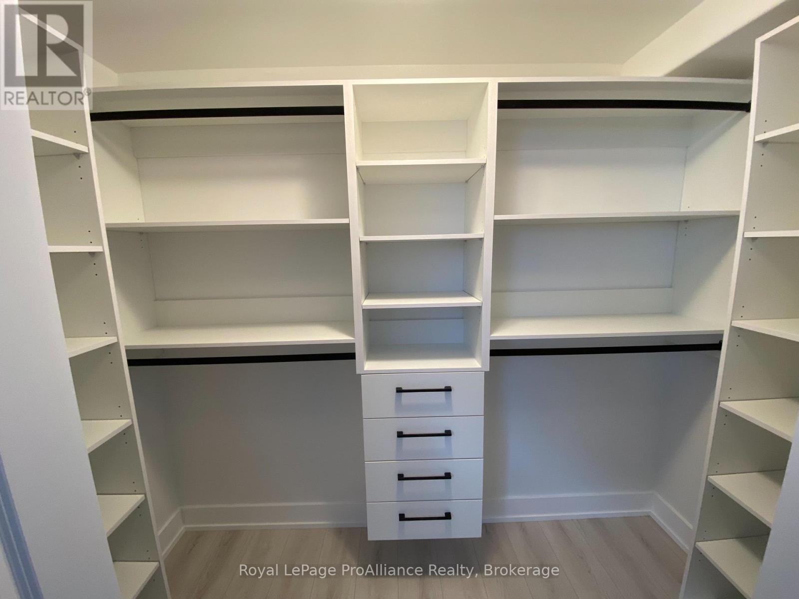 46 Birchmount Street Property Photo 37