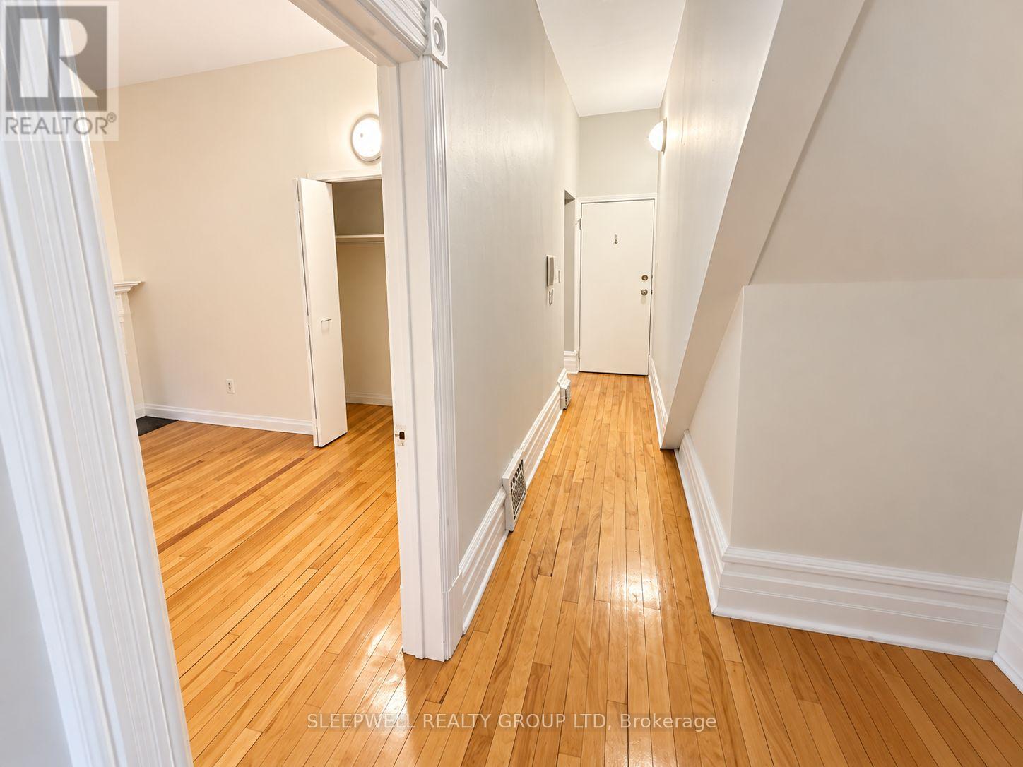 1 - 389 Daly Avenue Property Photo 5