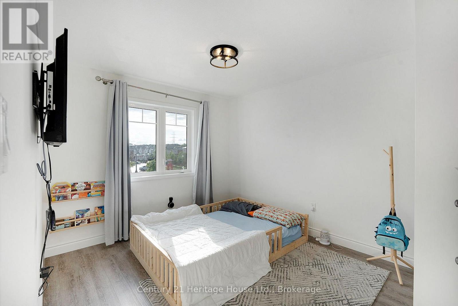 254 Waterbrook Lane Property Photo 29