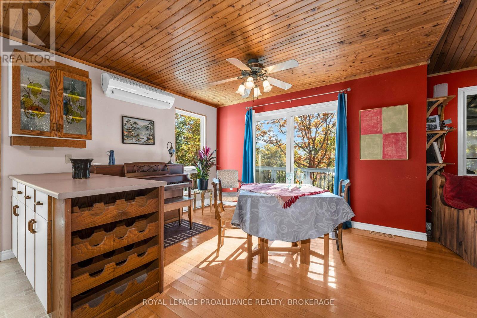 2089 Crow Lake Road Property Photo 11