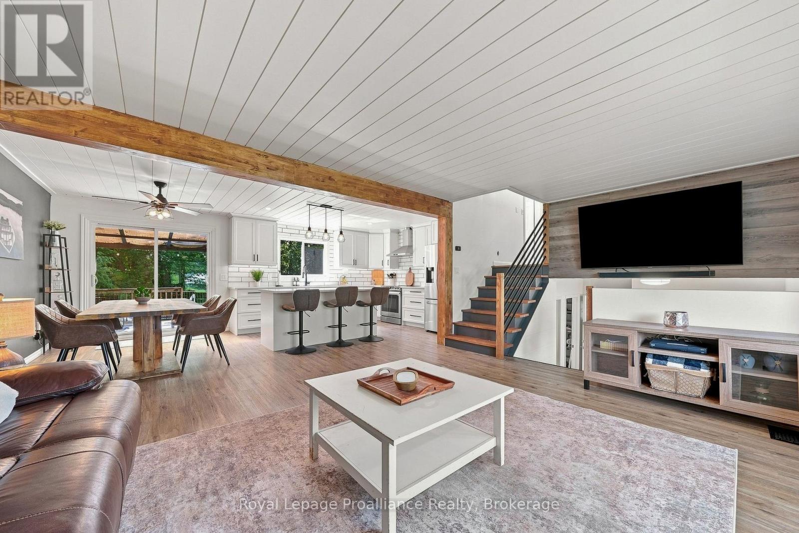 17537 Telephone Road Property Photo 11