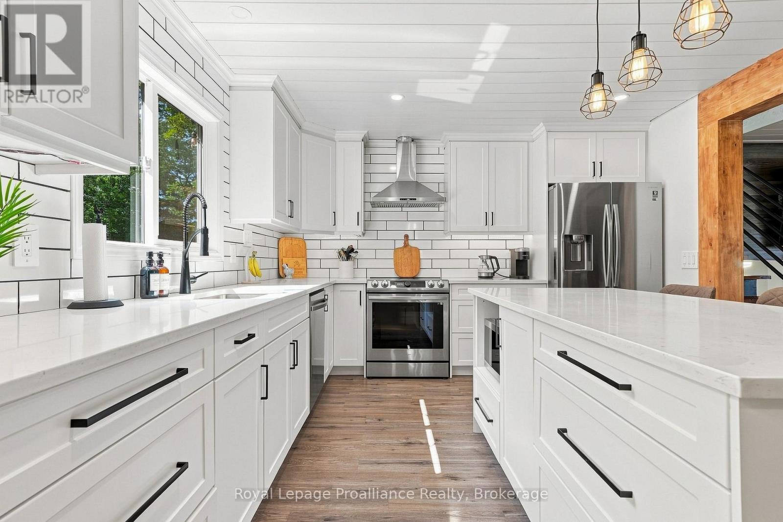 17537 Telephone Road Property Photo 16
