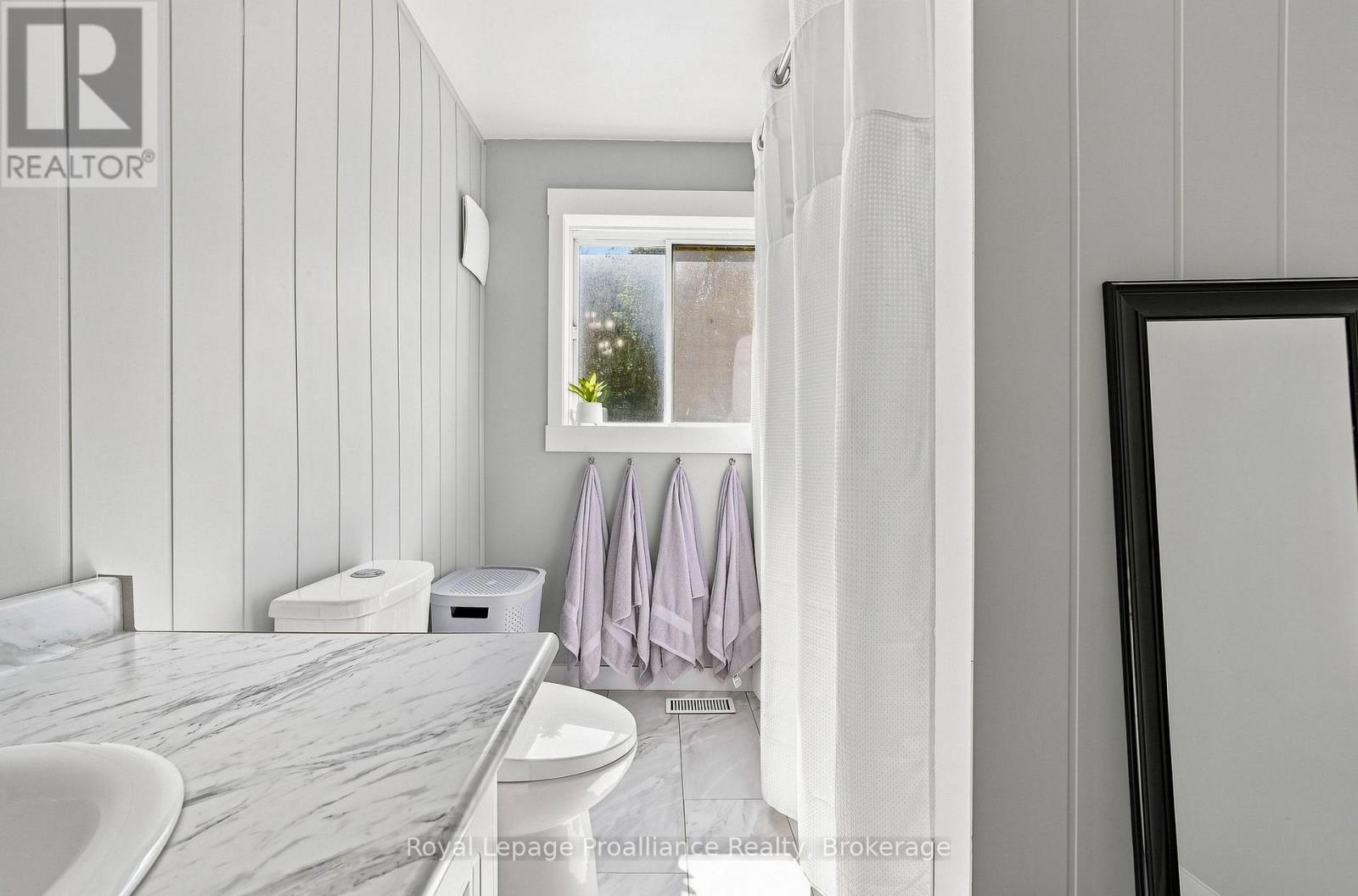 17537 Telephone Road Property Photo 21