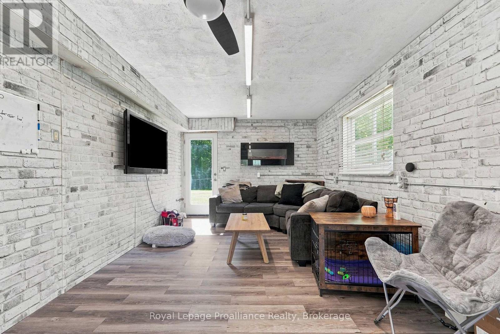 17537 Telephone Road Property Photo 29