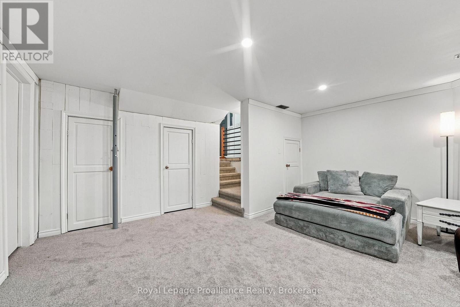 17537 Telephone Road Property Photo 32