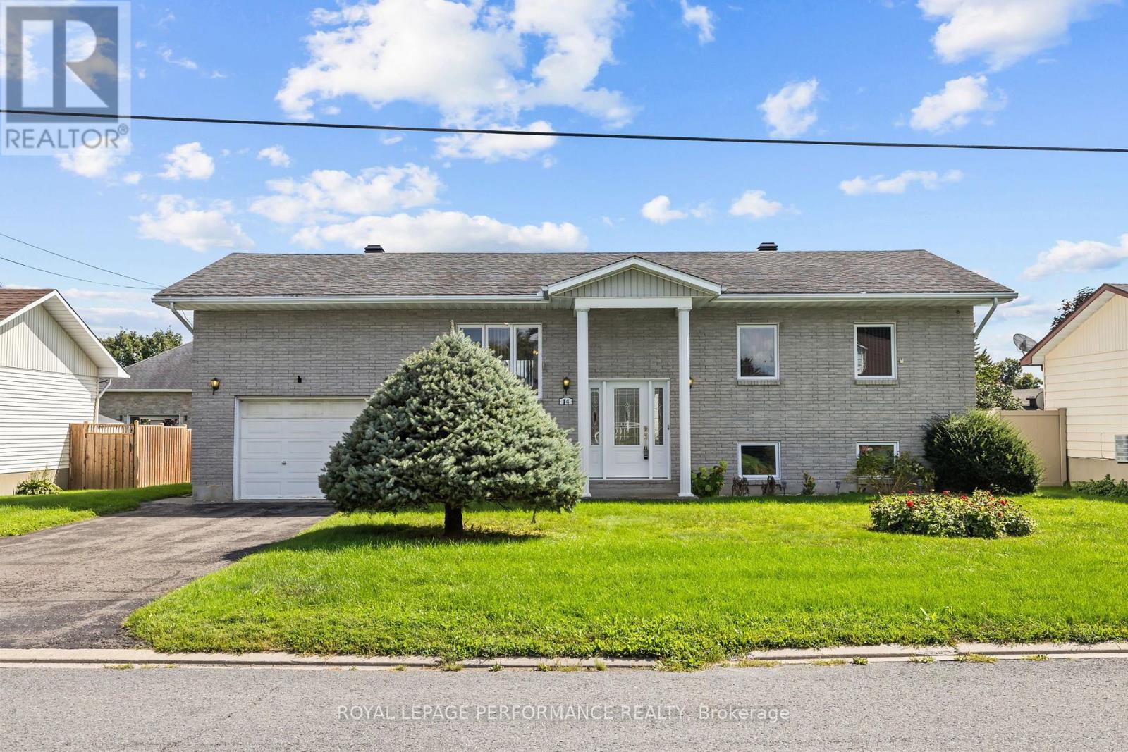 14 Albert Street Property Photo 1