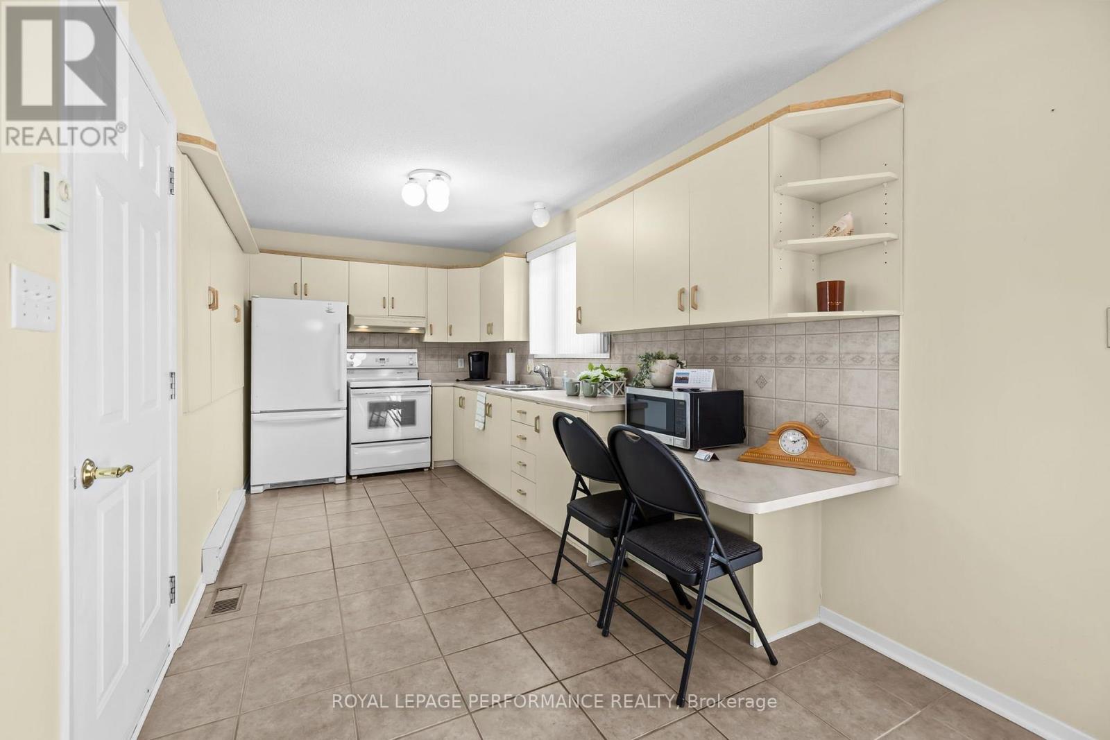 14 Albert Street Property Photo 13