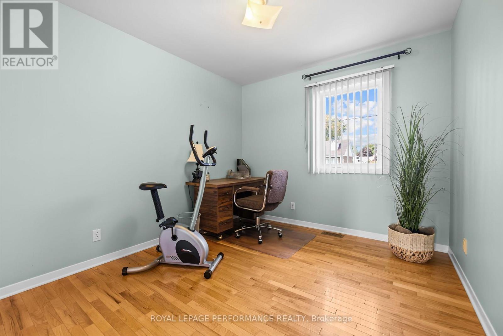 14 Albert Street Property Photo 24
