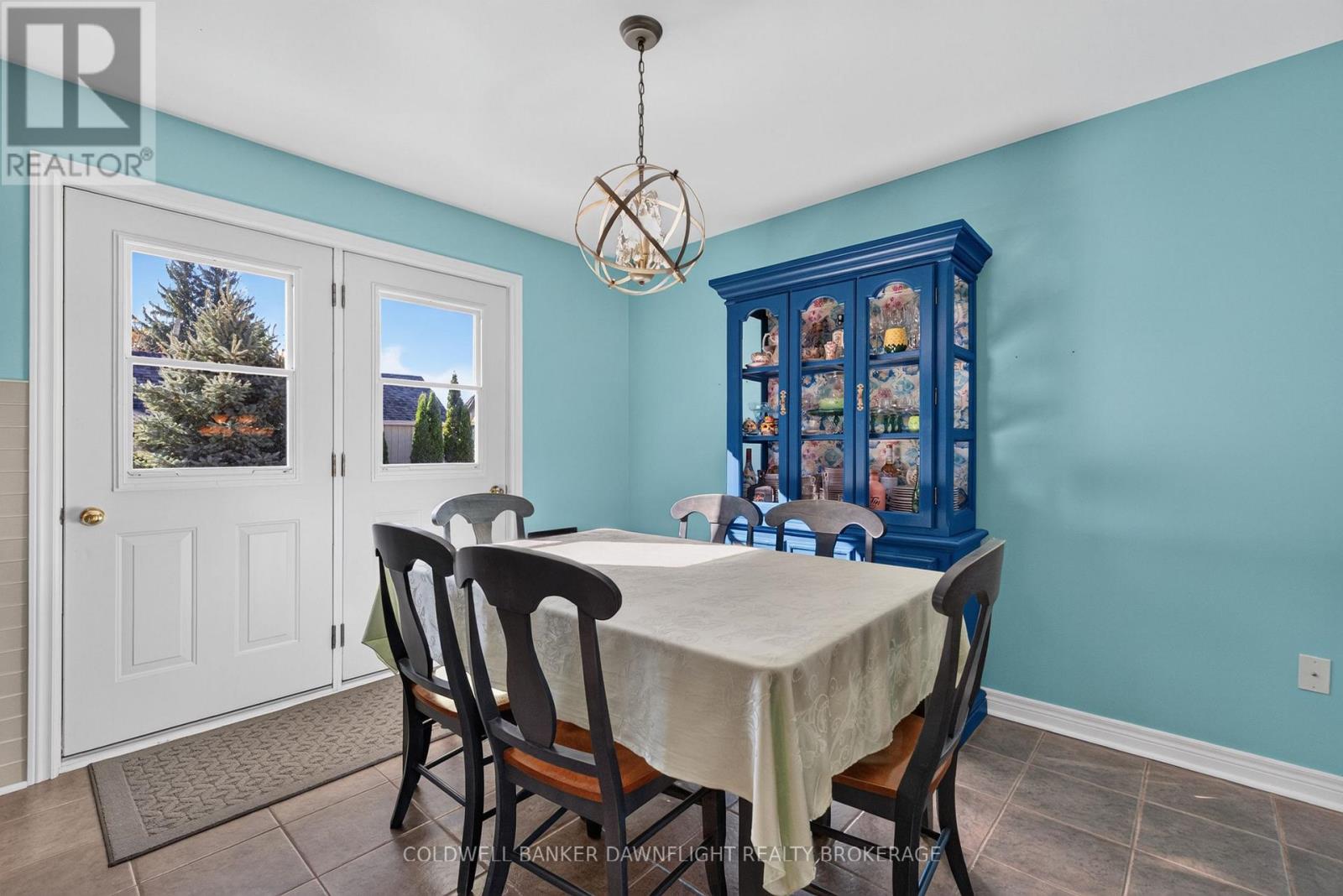 11 Hill Street Property Photo 10