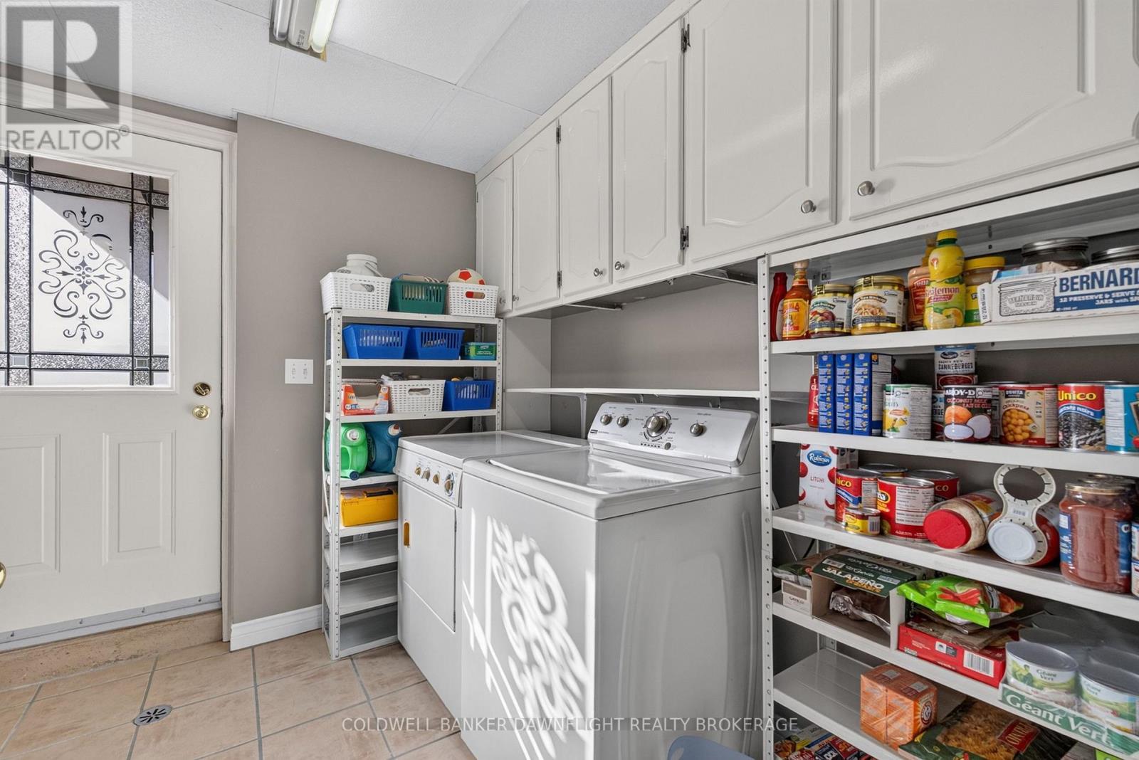 11 Hill Street Property Photo 33