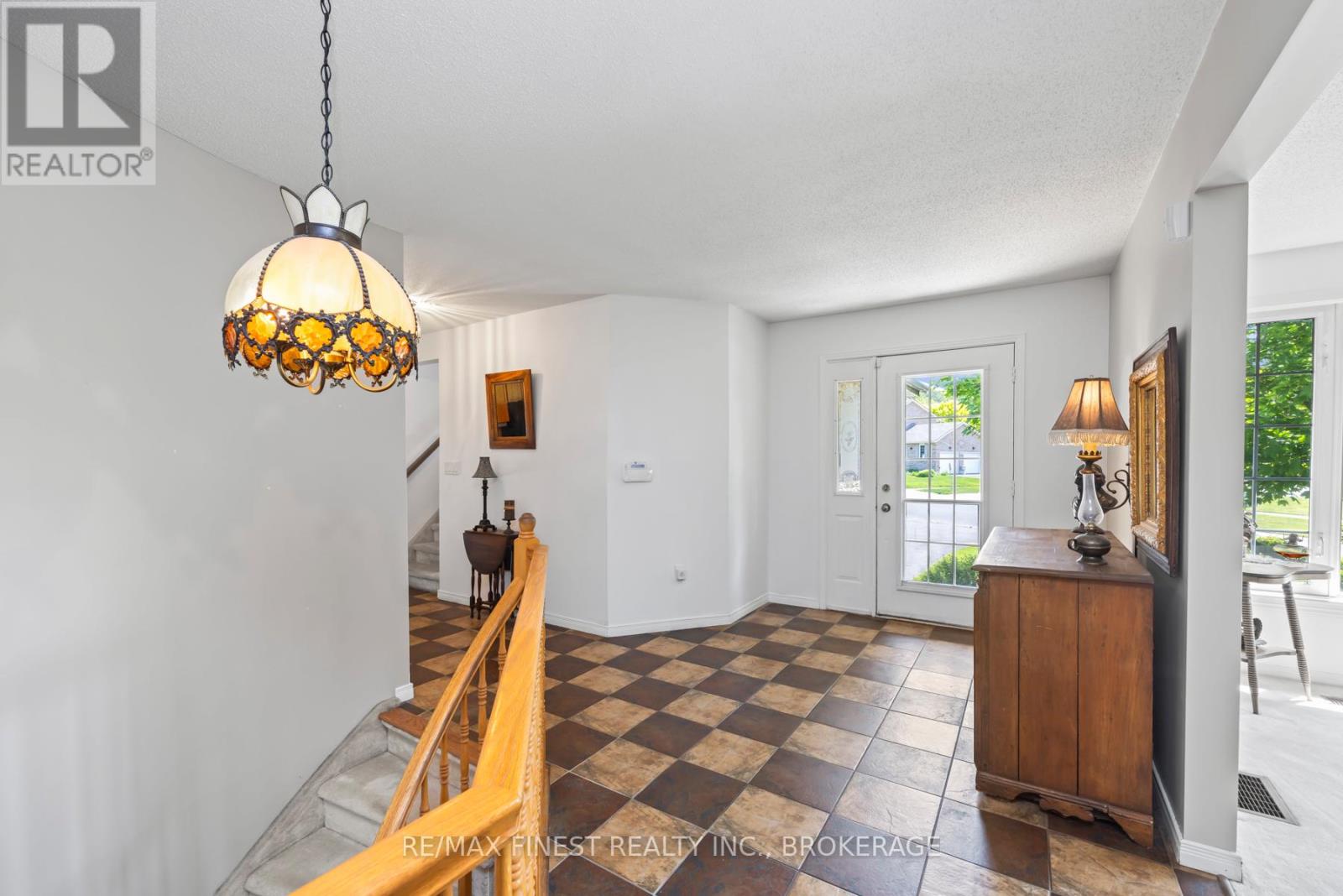 941 Malvern Terrace Property Photo 12