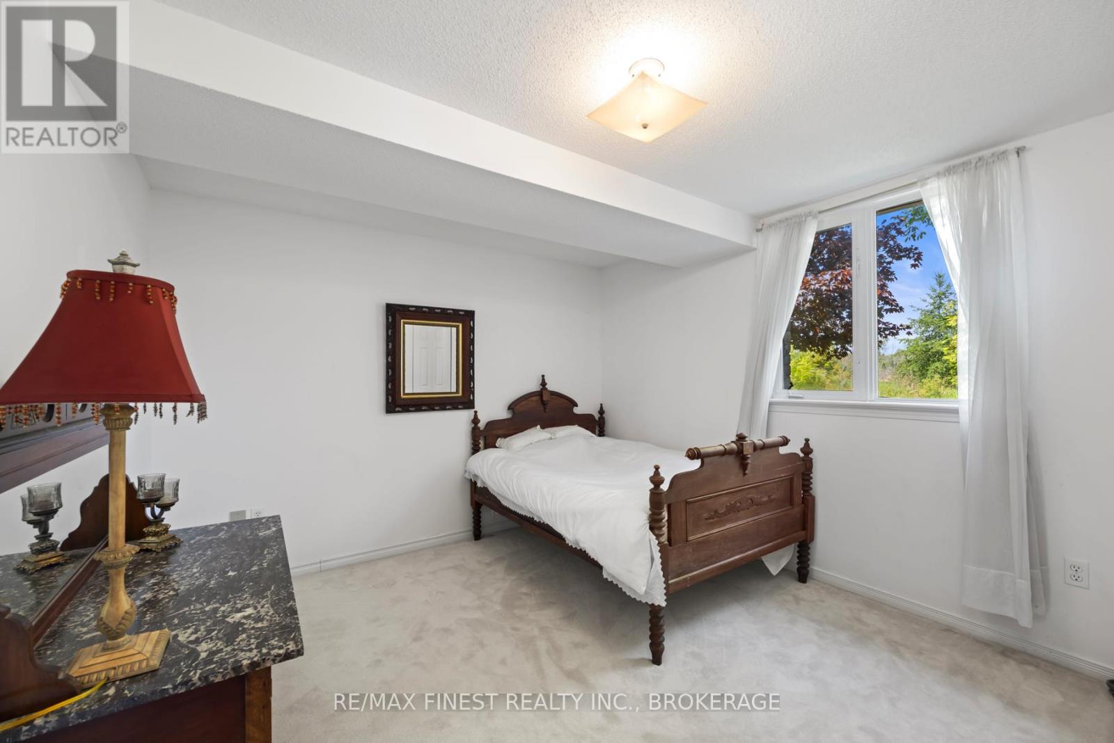 941 Malvern Terrace Property Photo 39
