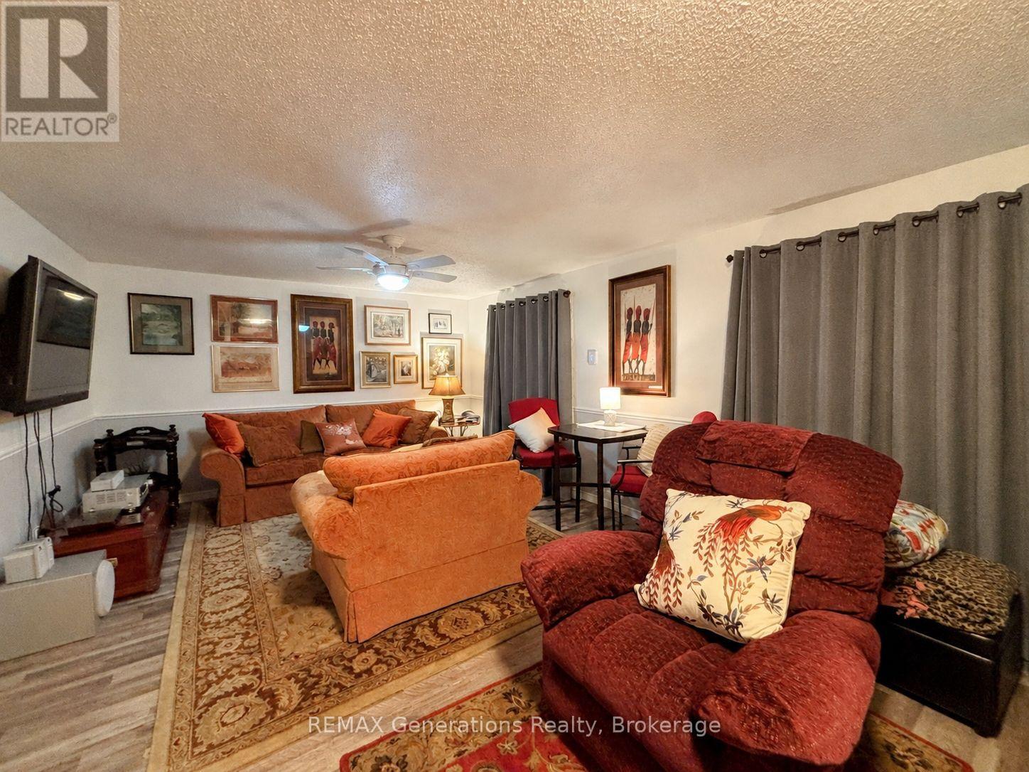 3 Cedar Walk Property Photo 18