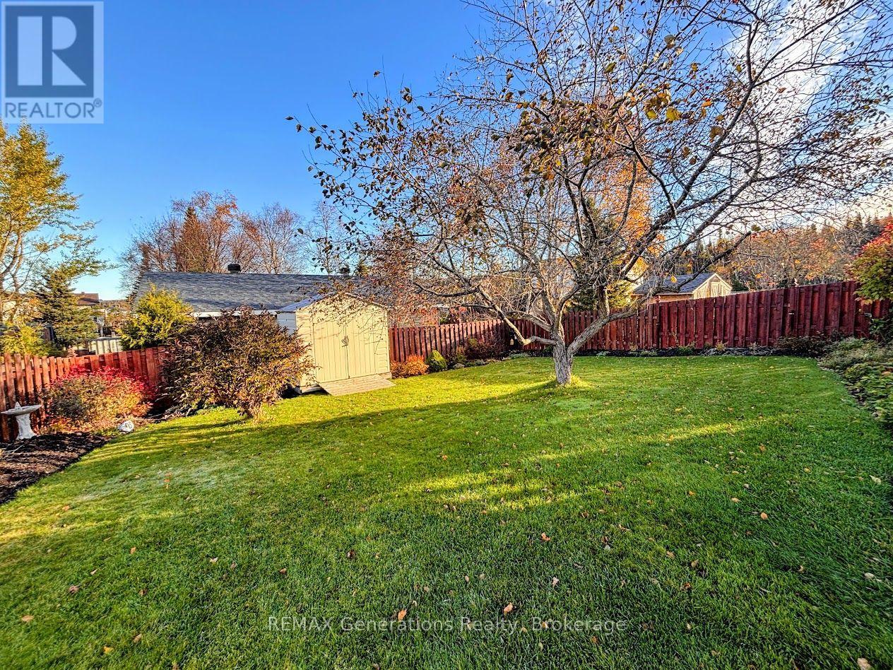 3 Cedar Walk Property Photo 37