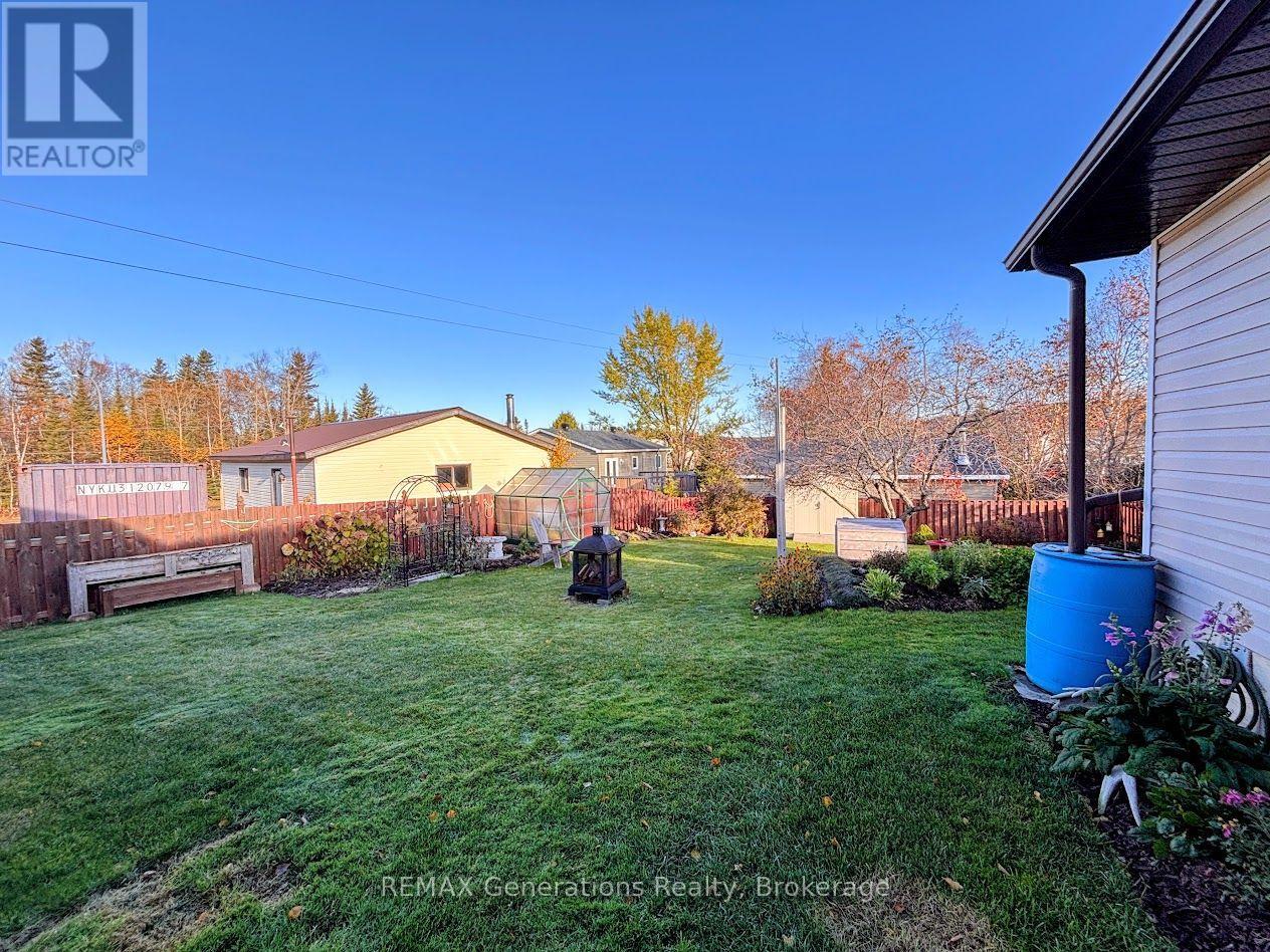 3 Cedar Walk Property Photo 42