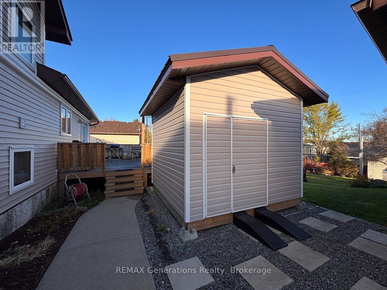 3 Cedar Walk Property Photo 43