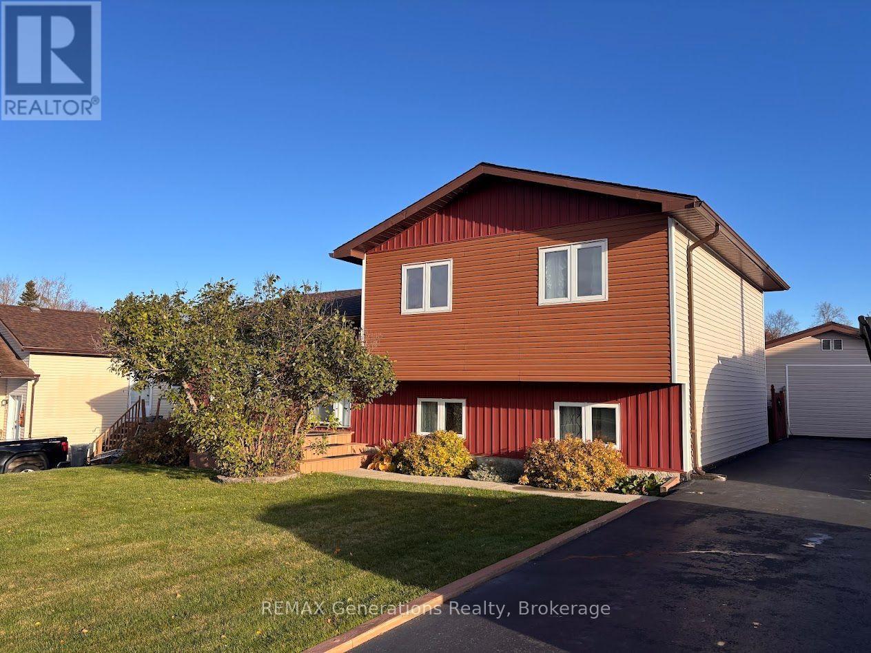 3 Cedar Walk Property Photo 45