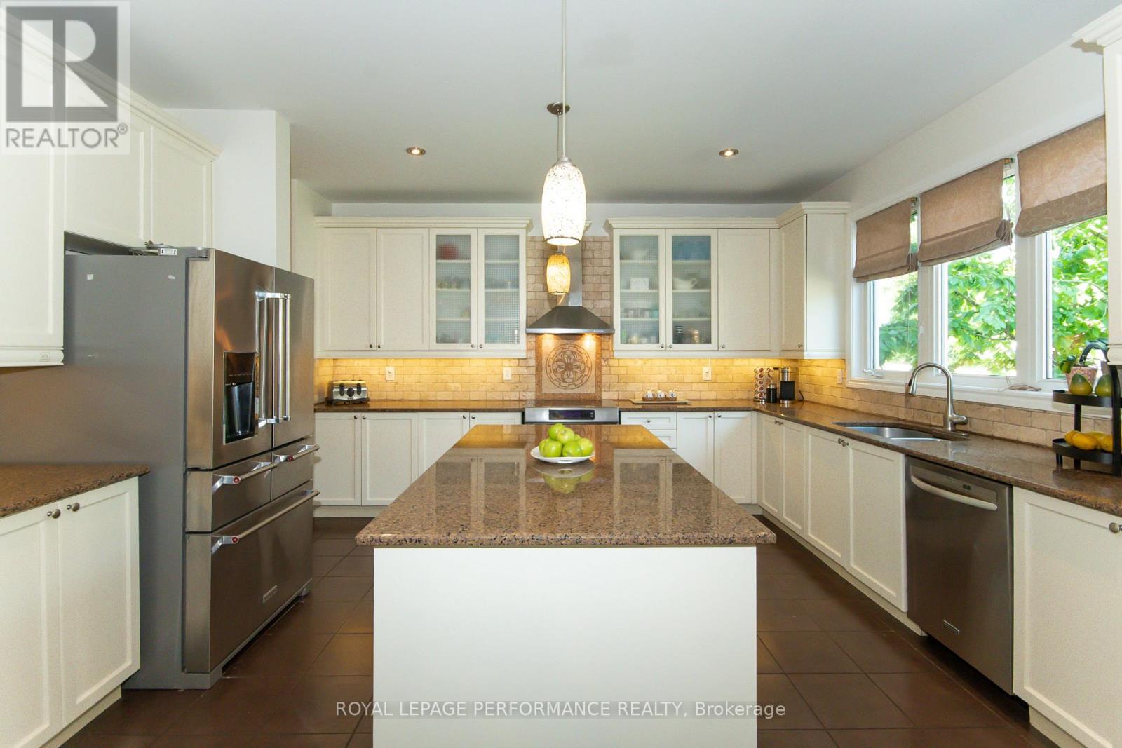 2744 Grand Vista Circle Property Photo 17