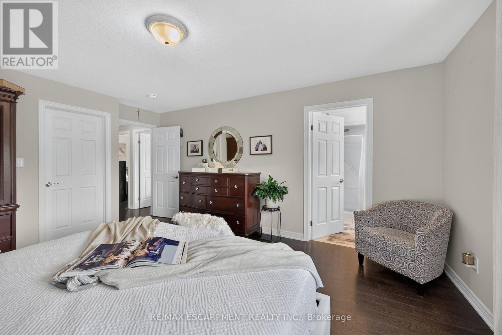 18 Linda Crescent Property Photo 28