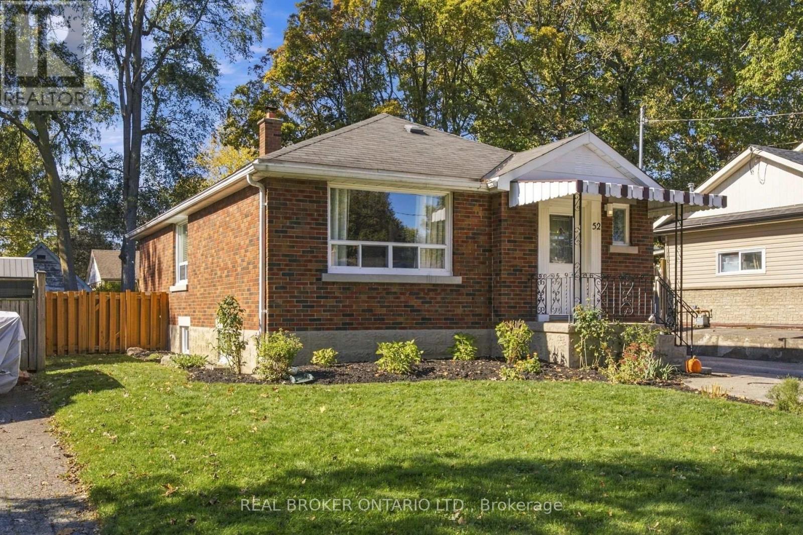 52 Dudhope Avenue Property Photo 2
