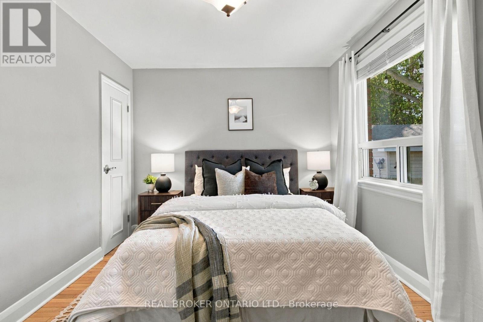 52 Dudhope Avenue Property Photo 17